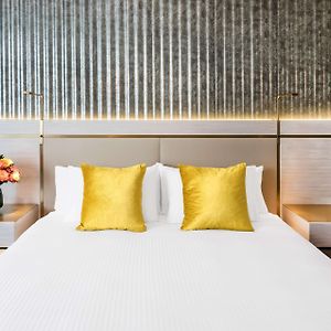 Deluxe Zimmer mit Kingsize-Bett